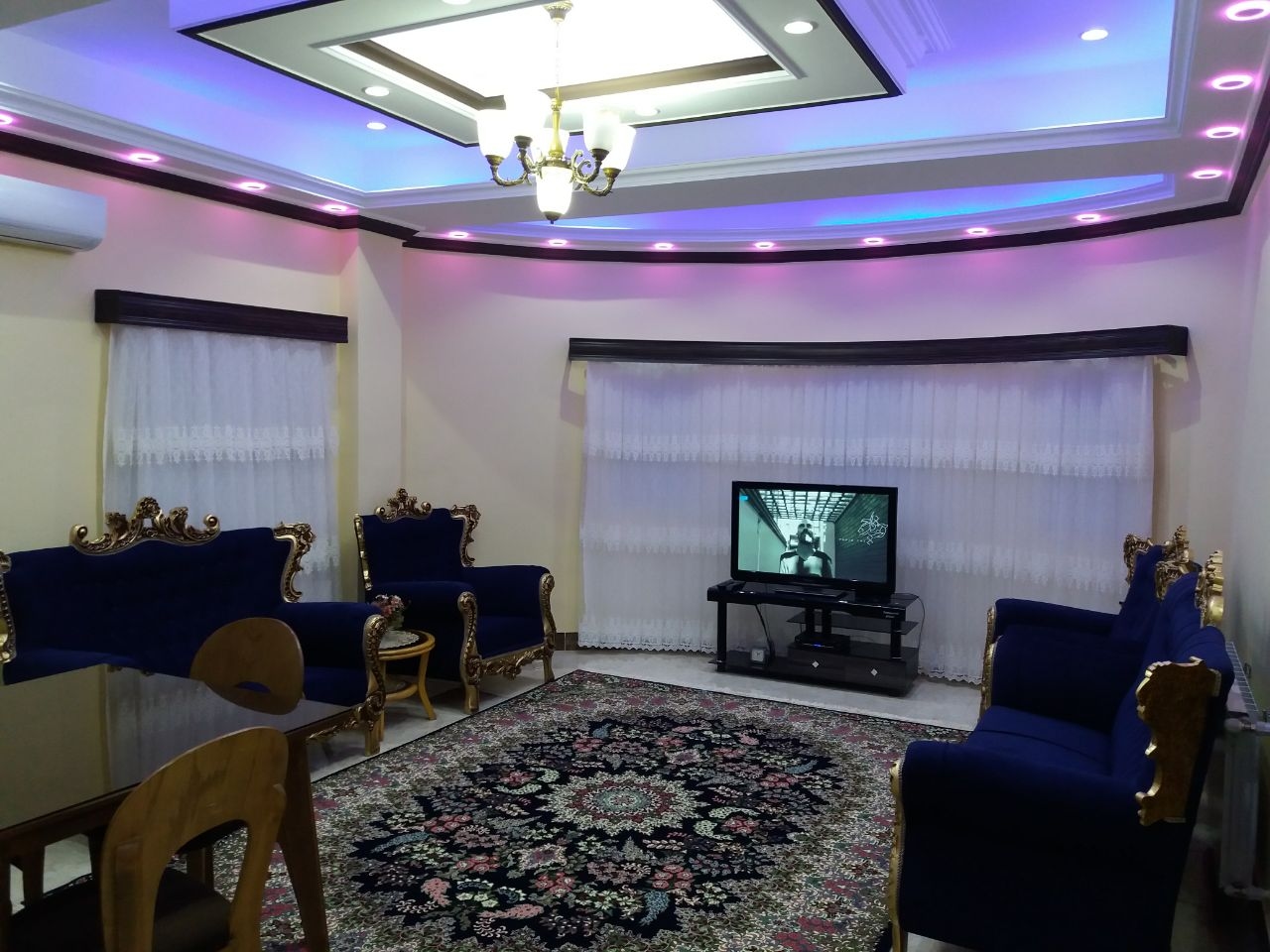 اجاره ویلا جنگلی با استخرسر پوشیده سد زوات چالوس