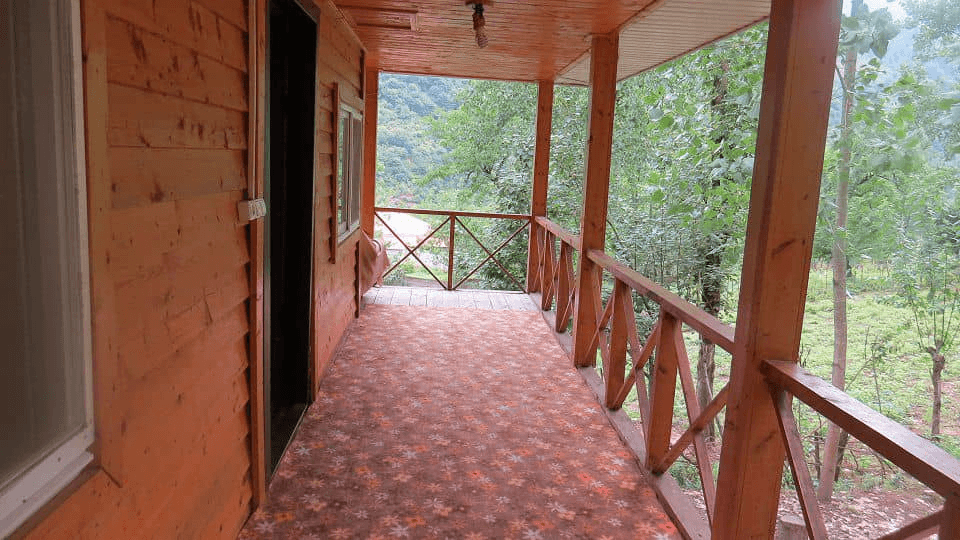 اجاره کلبه چوبی جنگلی جکوزی دار در نسا ماسال