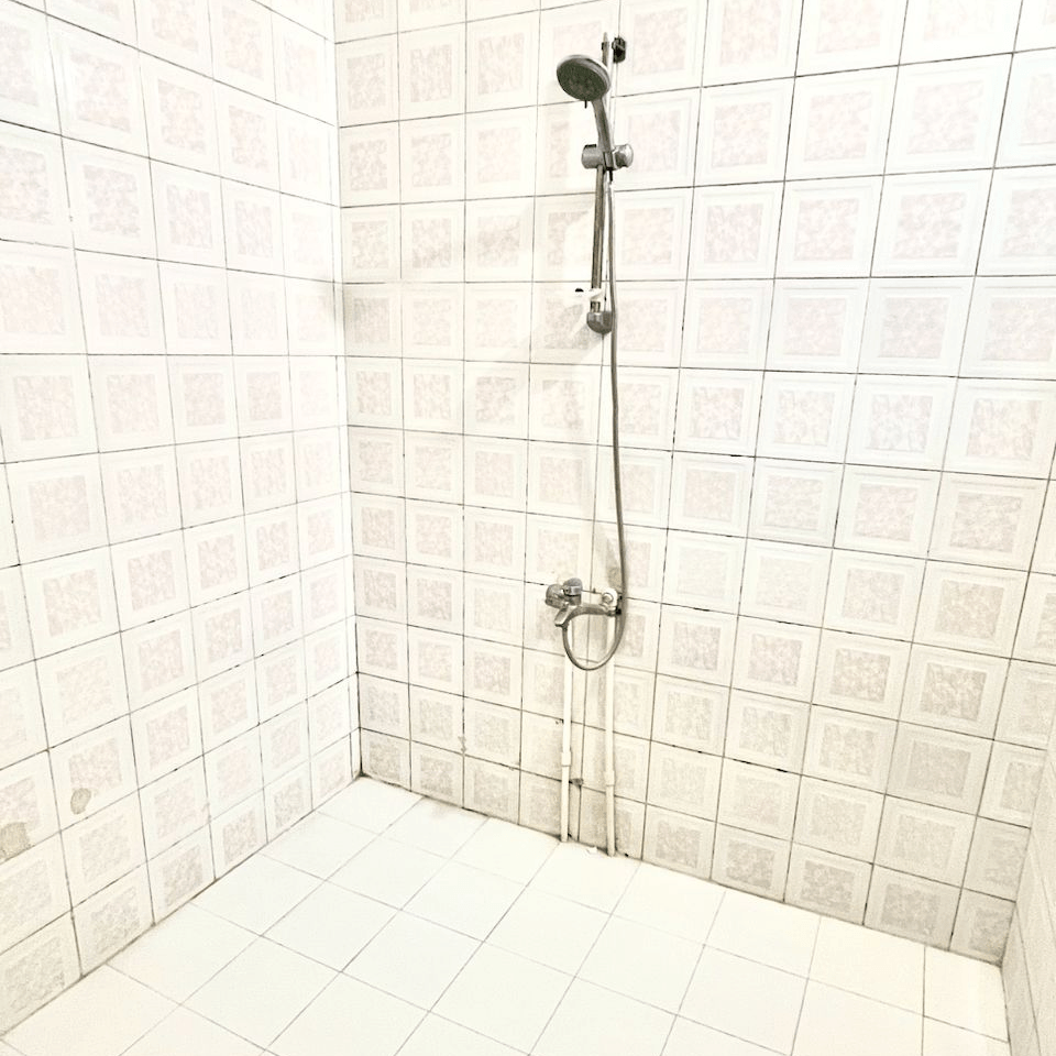 اجاره منزل دو خواب در کاشانی تهران - طبقه اول  سالن