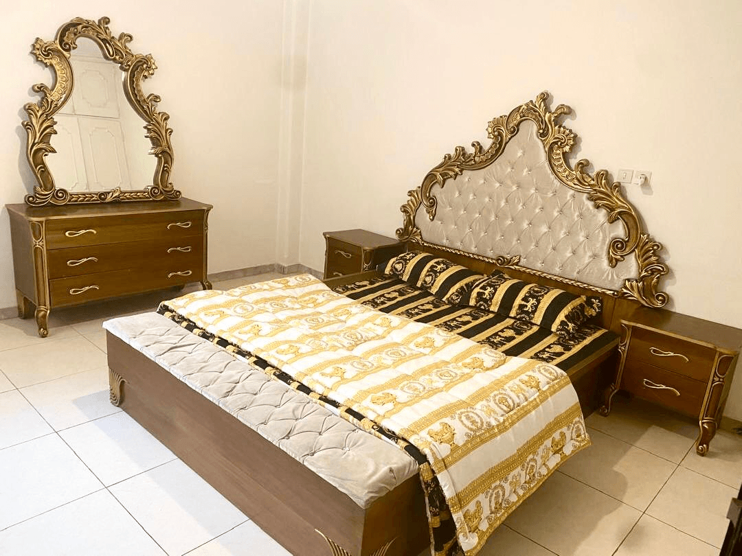 اجاره منزل دوخواب در خیابان کاشانی تهران - طبقه سوم  سالن