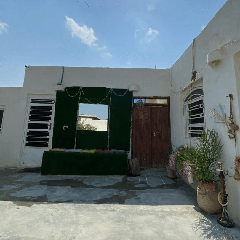 اجاره اقامتگاه بومگردی با استخر روباز در طبل قشم - هفت چاکرا محوطه