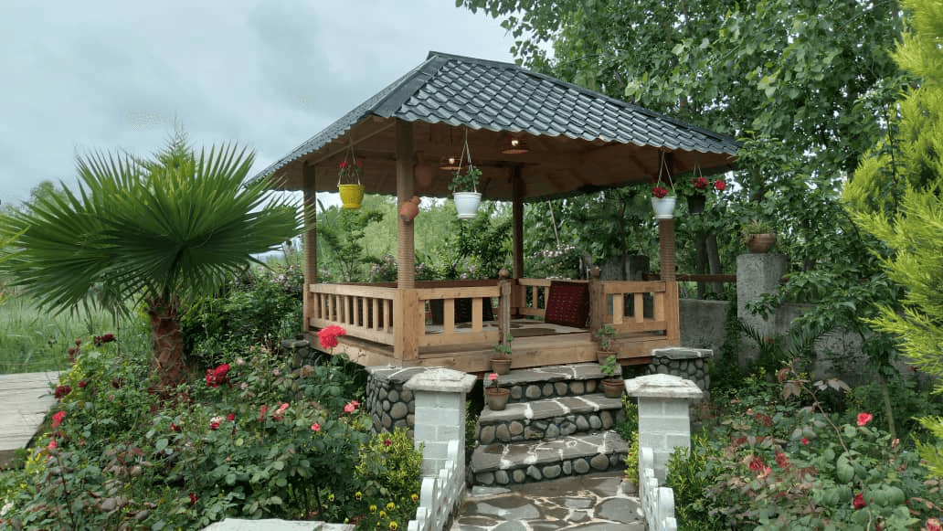 اجاره کلبه ساحلی در رودسر - 120 متری نما کلبه