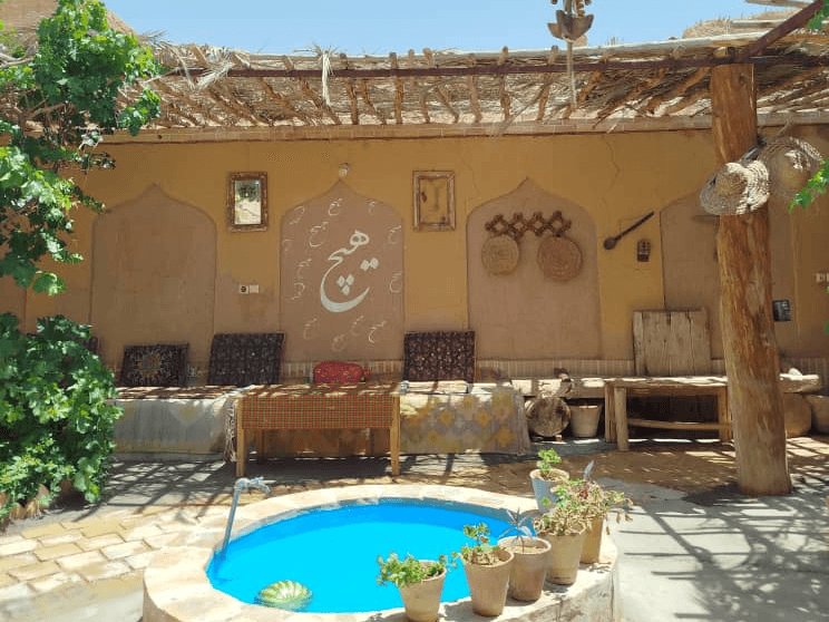 اجاره اقامتگاه سنتی در ابرکوه یزد - اتاق 2 حیاط