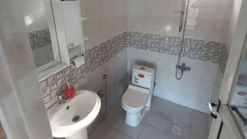 اجاره کلبه سوئیسی جکوزی دار در روستا قرآن تالار لفور - شیرگاه  نمای کلبه