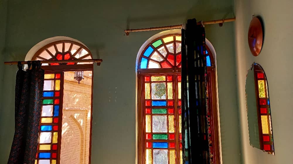 اجاره اتاق سنتی یک تخته غیر مستر در شیراز - سنگ سیاه