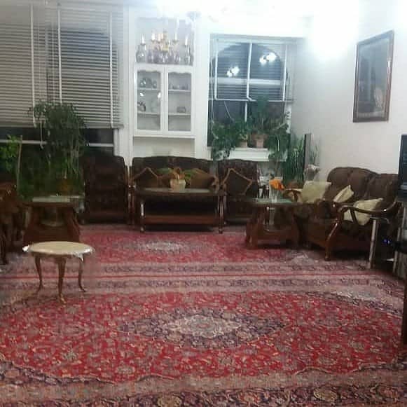 اجاره منزل مبله در جمهوری اصفهان -دوخوابه طبقه اول