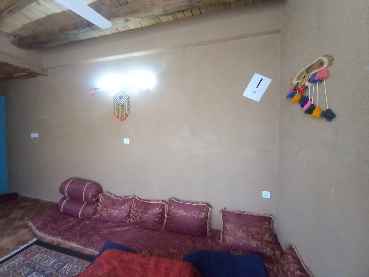 اجاره اتاق سنتی در روستای کنگ طرقبه - اتاق 1