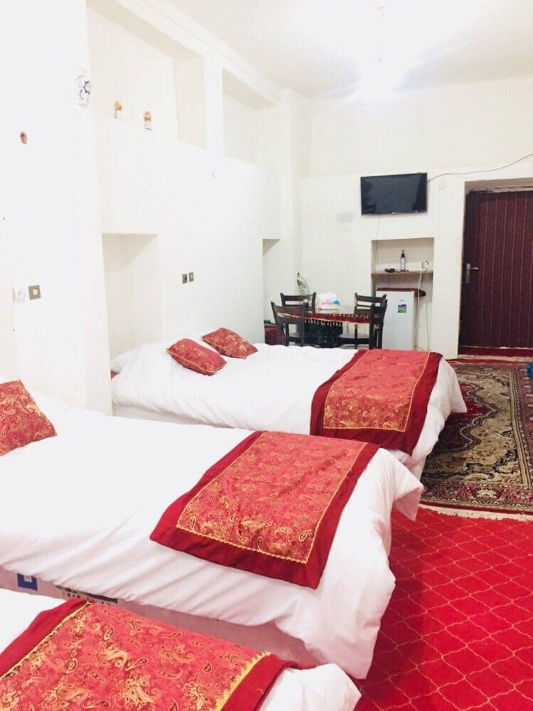 اجاره خانه سنتی در بافت قدیم قلات - دماوند