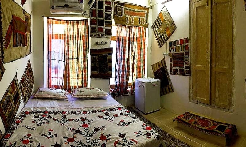 اجاره اقامتگاه بومگردی زند شیراز - پازل