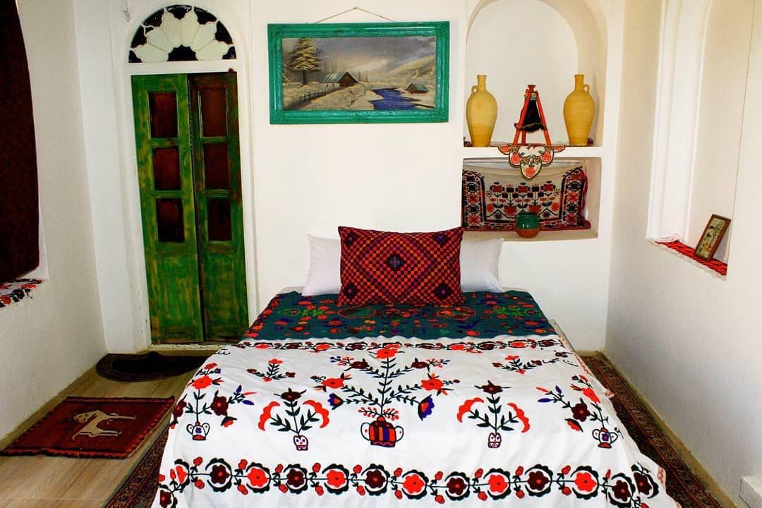 اجاره اتاق سنتی زند شیراز - دایی ماشالله