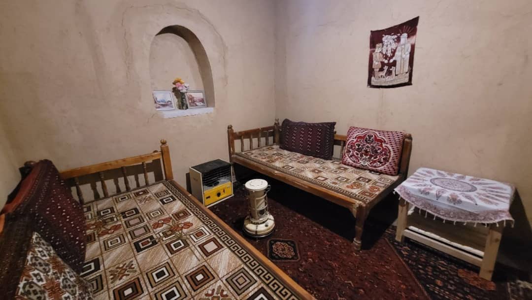 اجاره و رزرو بومگردی سنتی در روستای باقرآباد - اتاق پستو