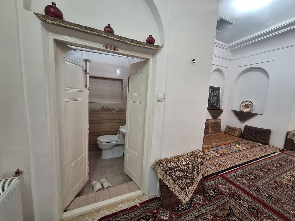 اجاره سوئیت بومگردی در فهادان یزد - اتاق سه دری