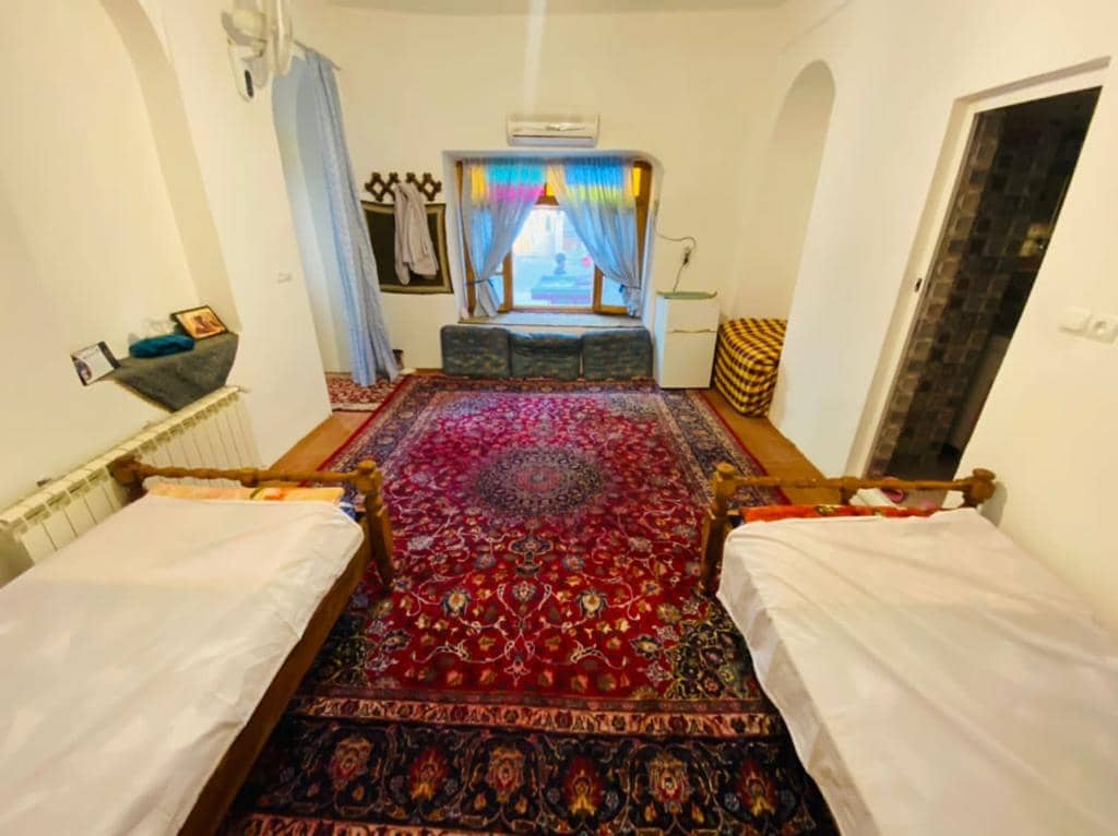 اجاره اتاق سنتی در باغستان نطنز - شهربانو