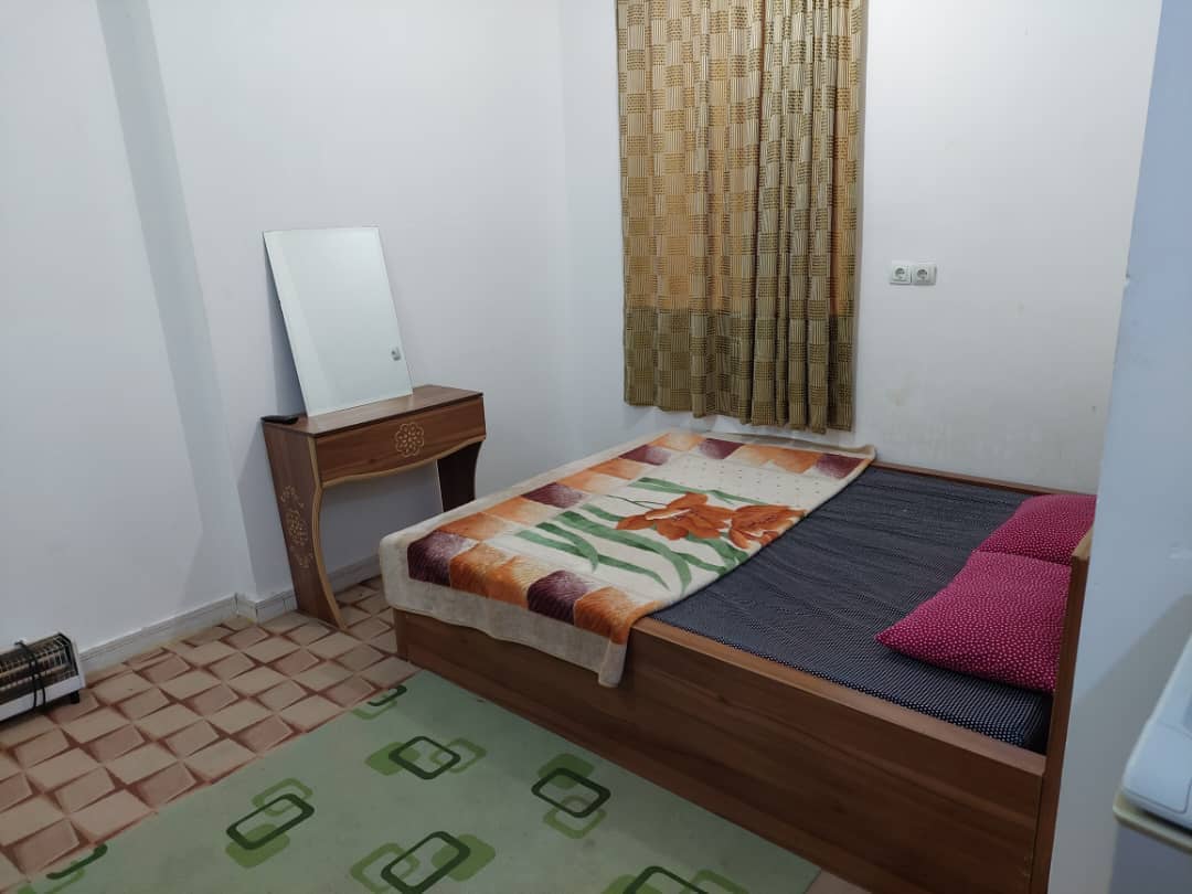 اجاره سوئیت مبله در میدان امام گناوه - 2تخت