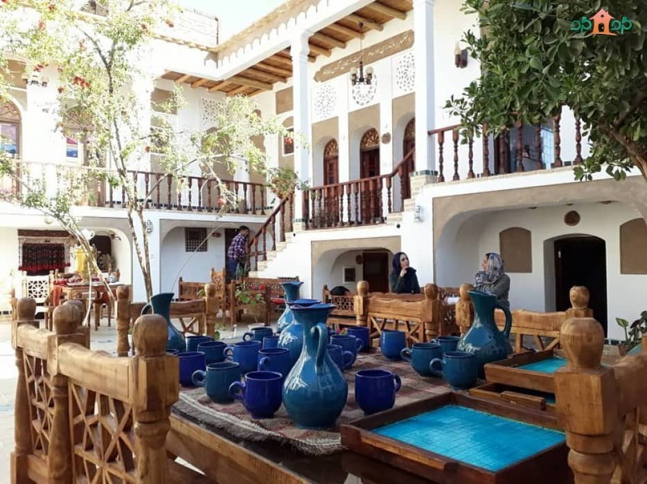 اجاره خانه سنتی در میدان امام مهدی شهر - اتاق استاد حبیب درخشانی