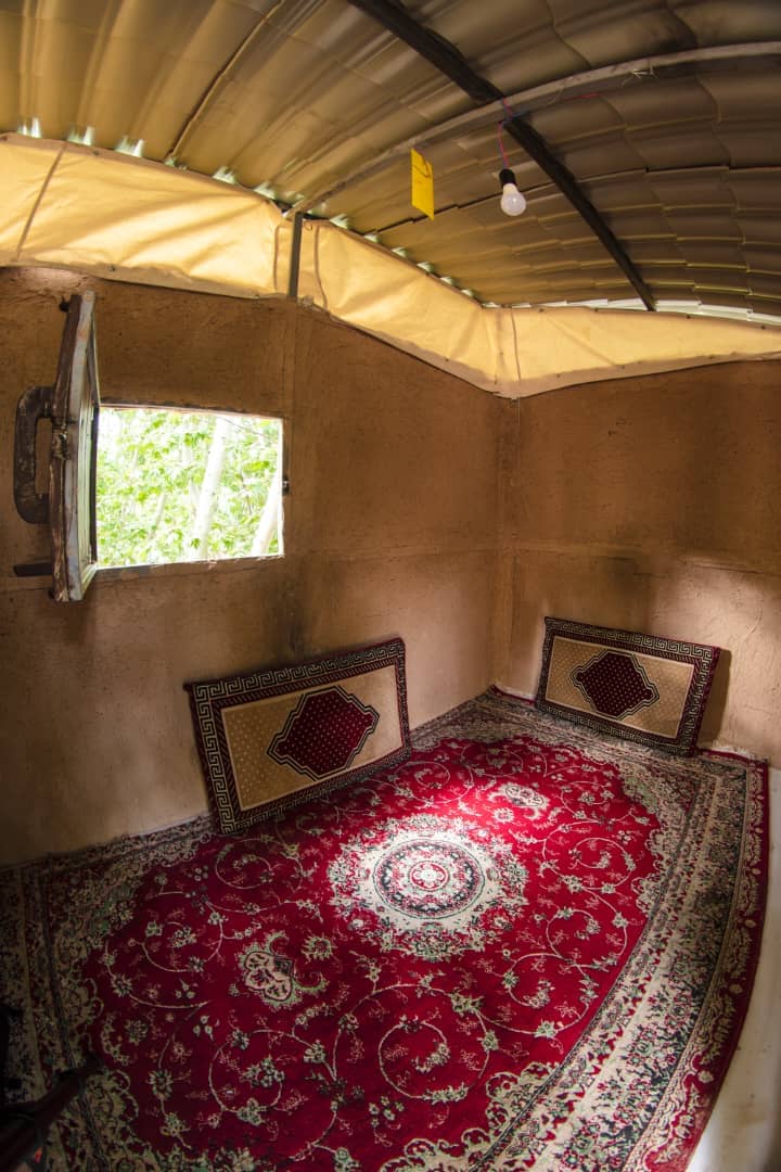 اجاره کلبه چوبی کاهگلی در پسکوهک شیراز