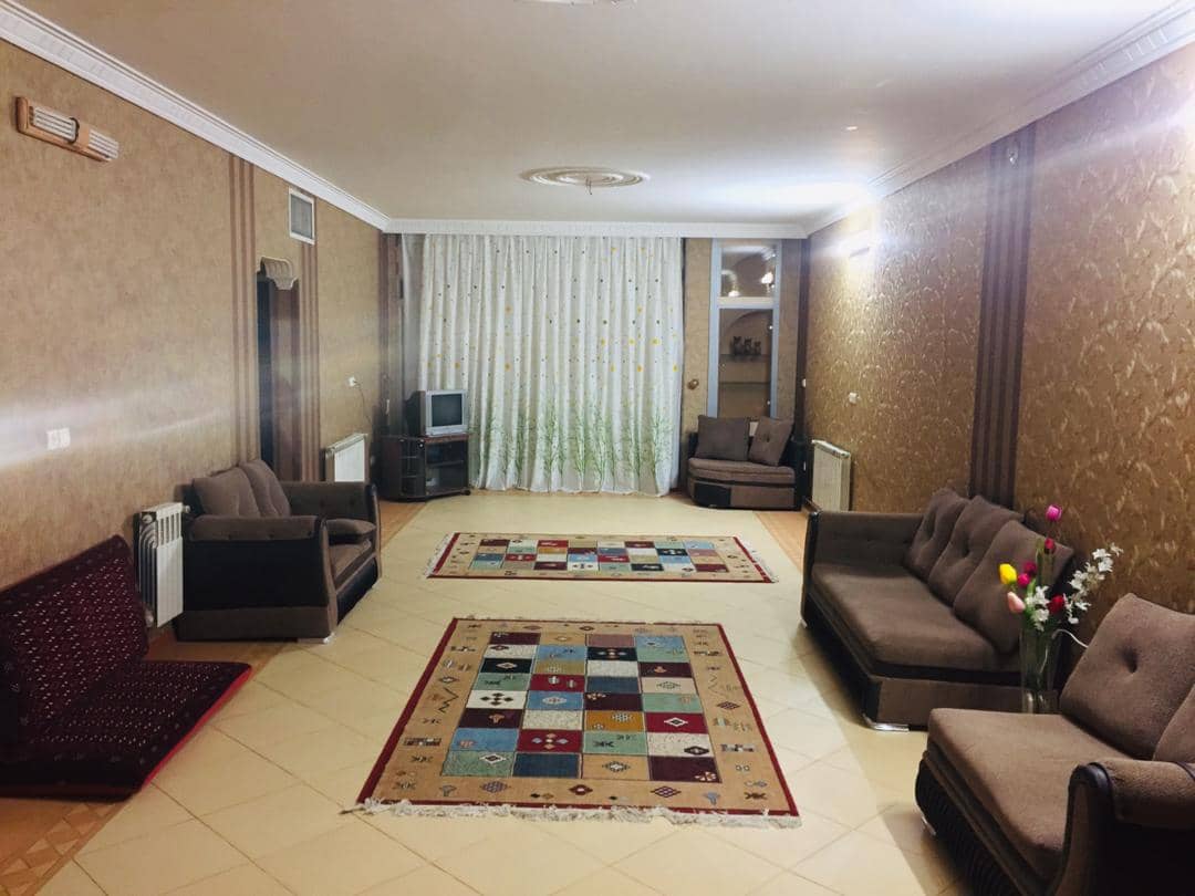 اجاره منزل دو خوابه زیبا در حکیم نظامی- اصفهان
