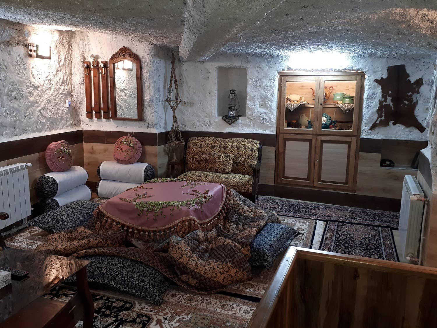 اجاره اتاق سنتی در کندوان اسکو-50 متری