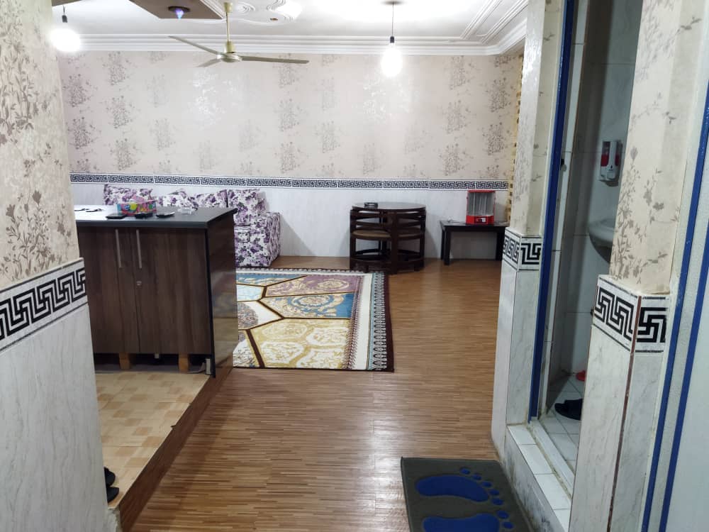 اجاره منزل مبله دوخوابه طبقه اول -در طالقانی بوشهر