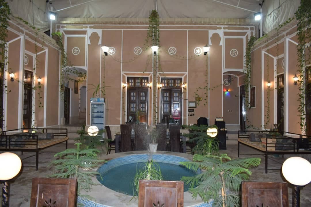 اجاره خانه سنتی پنج تخته در فهادان یزد - 5