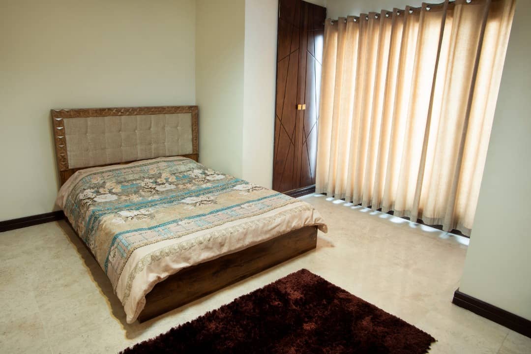 اجاره سوئیت مبله دوخوابه در شریعتی تهران -طبقه ی چهارم