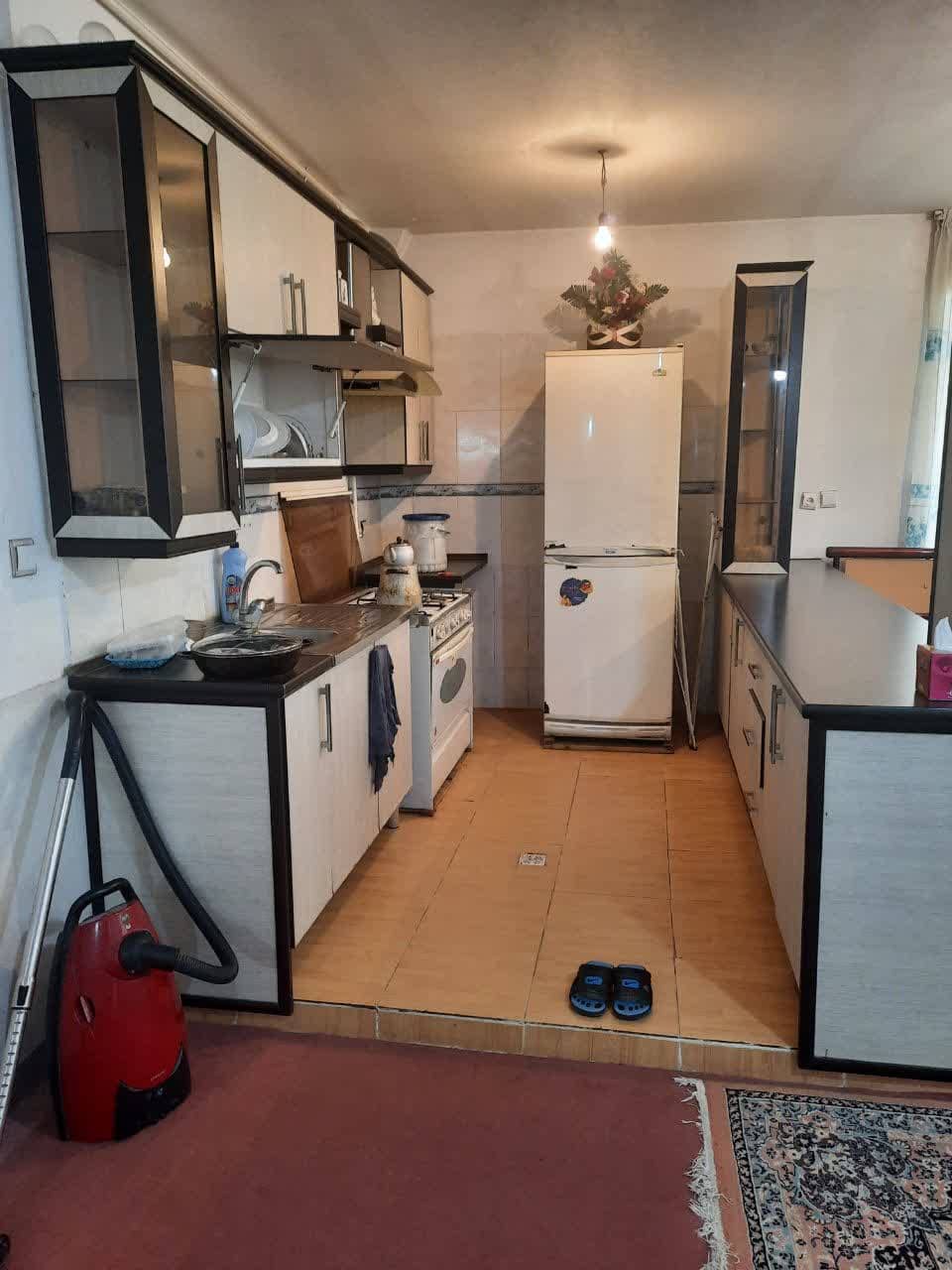 اجاره سوئیت در خیابان غفاری اراک - طبقه همکف