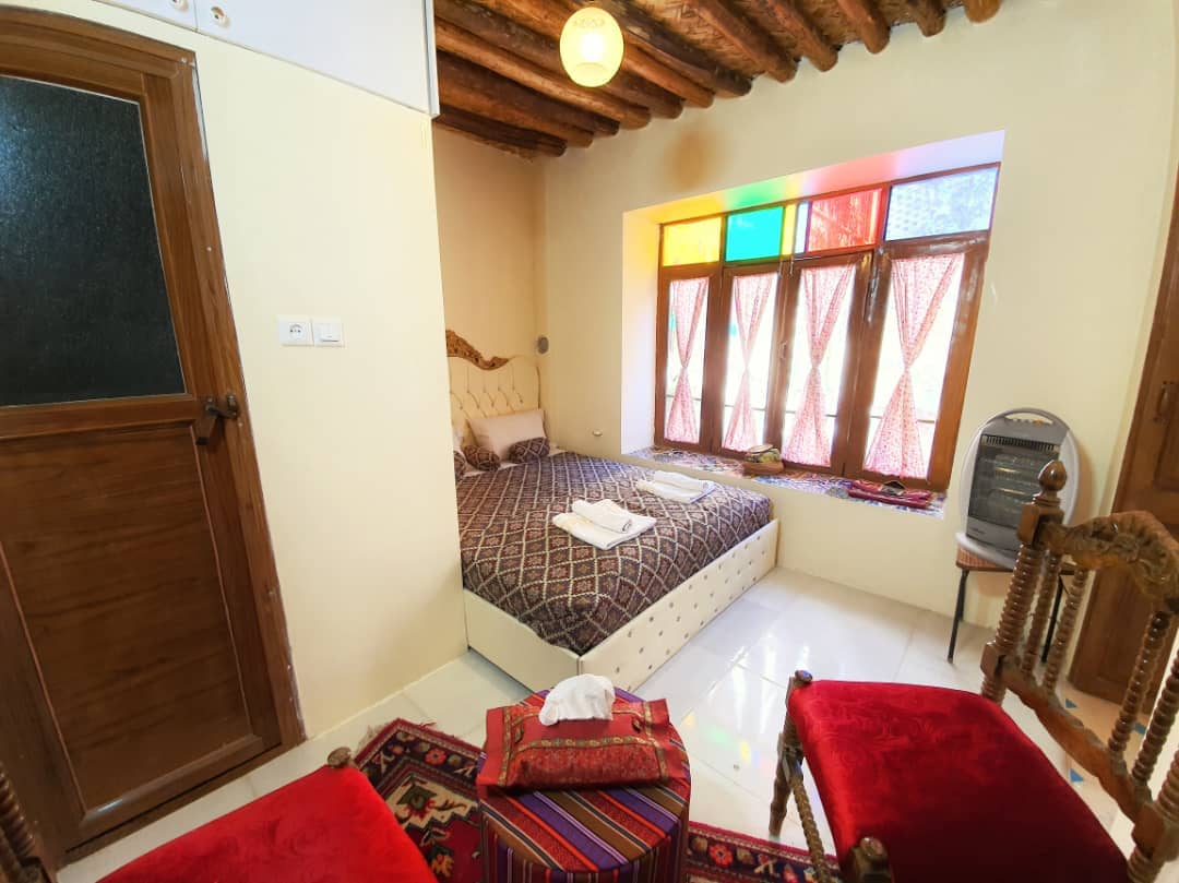 اجاره اتاق بومگردی سنتی دو تخته مستردار در شیراز - زربانو