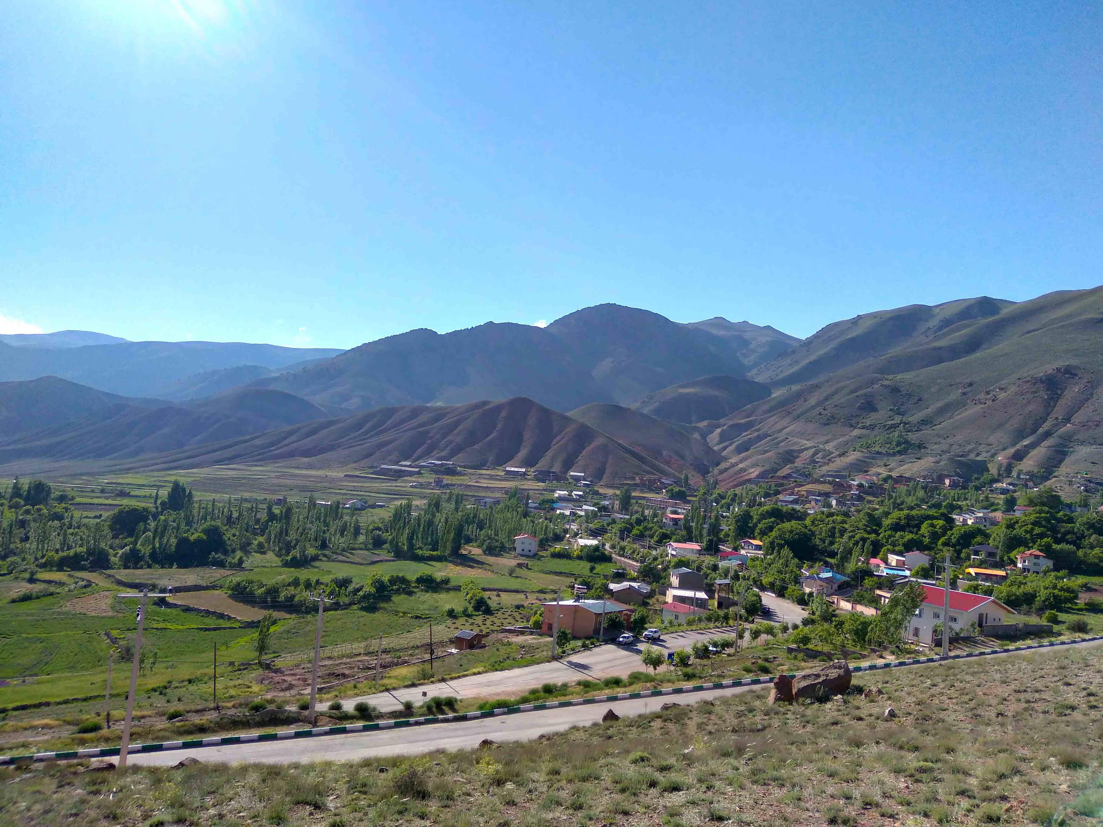 اجاره سوئیت کوهستانی در روستای چاشم شهمیرزاد واحد3 نمای بیرونی اقامتگاه