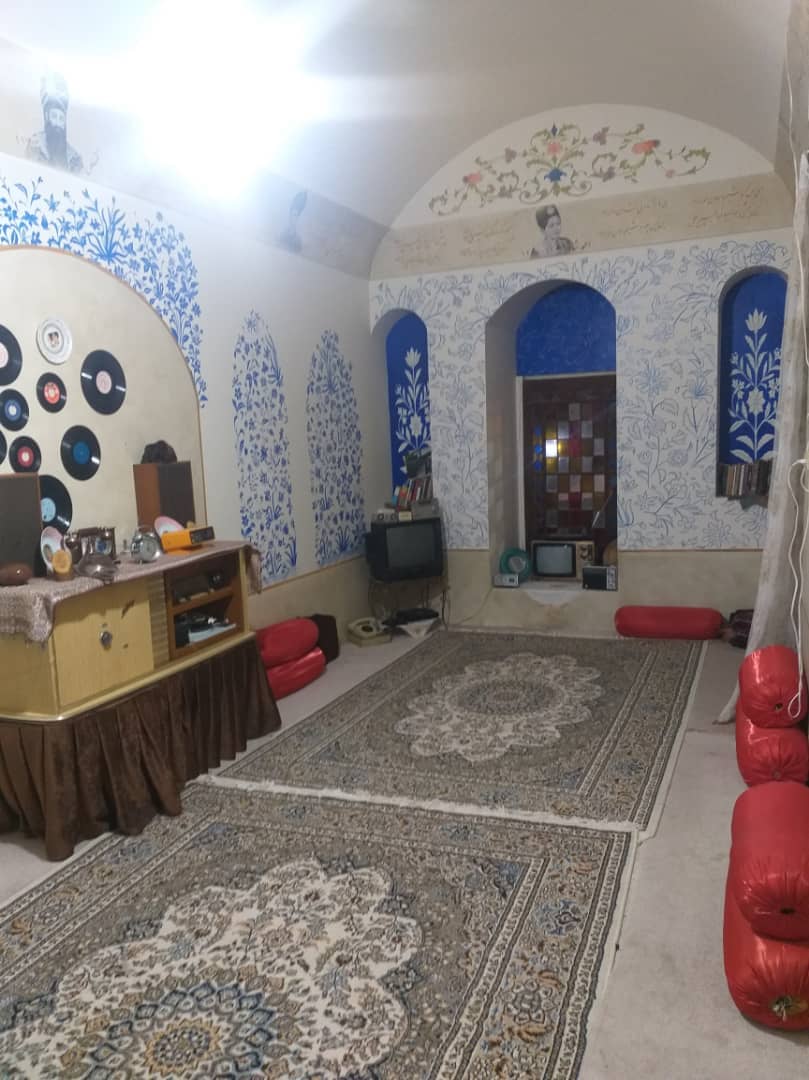 اجاره اقامتگاه بومگردی سنتی در امین آباد قرچک