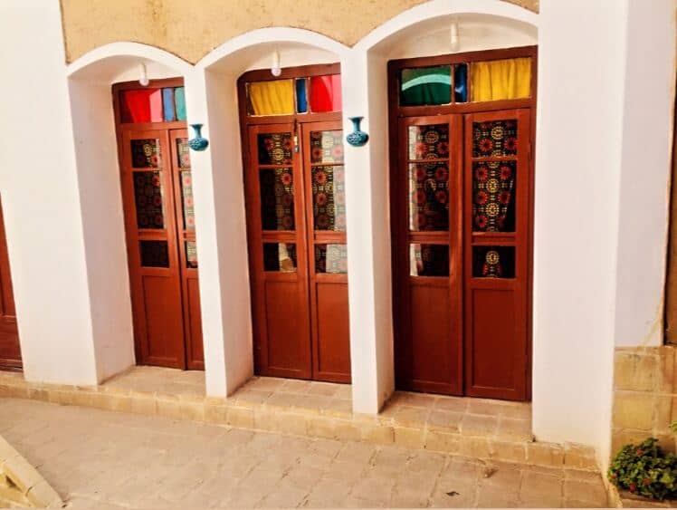 اجاره بومگردی سنتی دروازه اصفهان کاشان