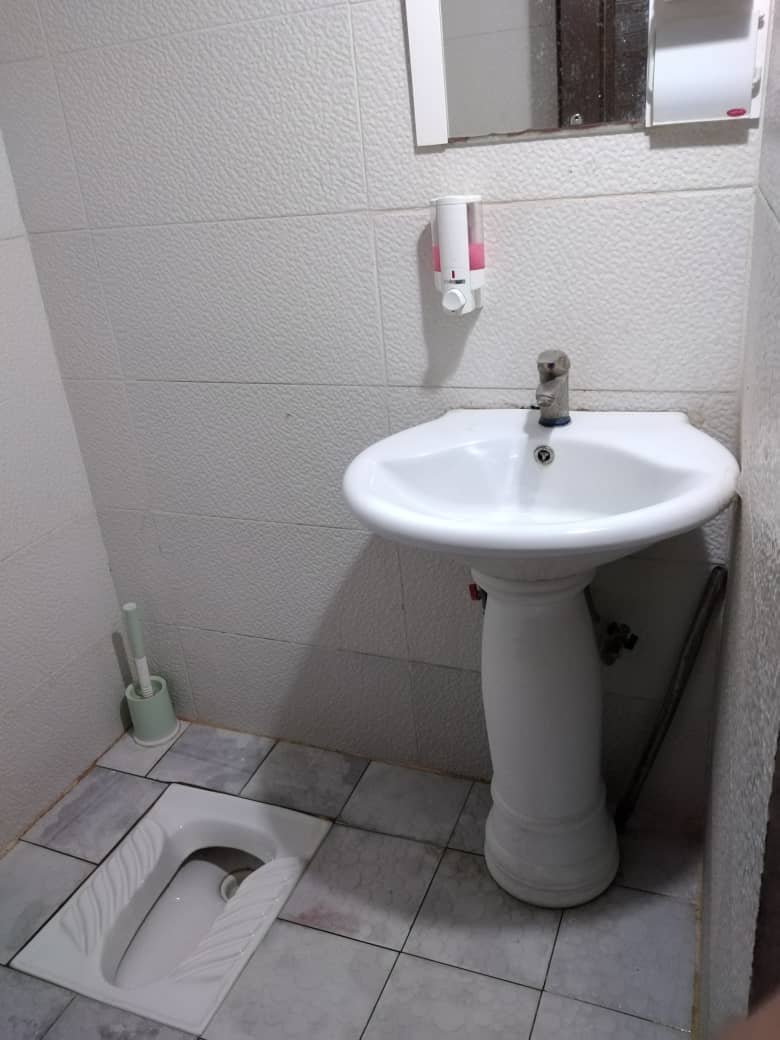 اجاره اپارتمان مبله دوخوابه در سه راه نمازی شیراز - همکف