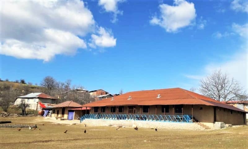 اجاره اتاق بومگردی در یخکش بهشهر -نم دار