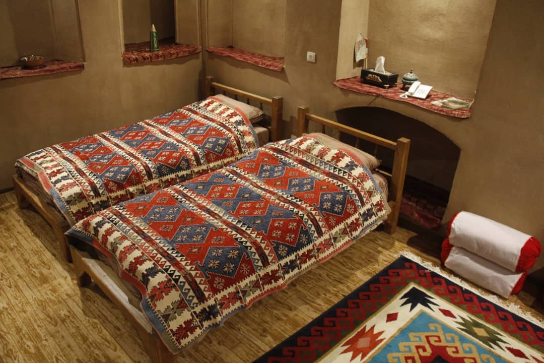 اجاره اقامتگاه بومگردی در روستای مبارکه - اتاق زمستان