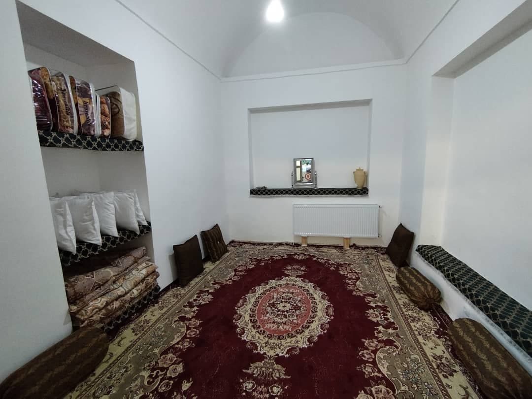 اجاره اتاق سنتی در ورزنه - اتاق دو