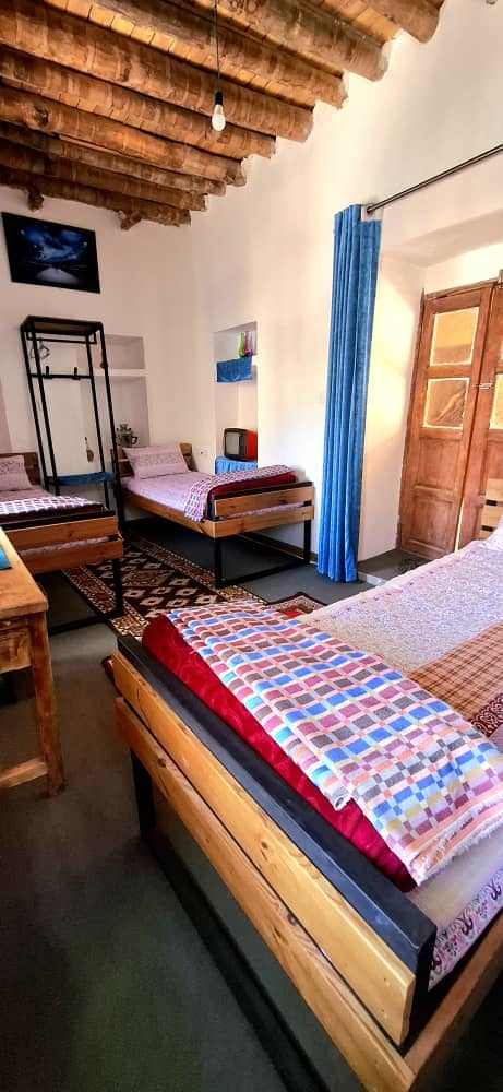 اجاره اتاق سنتی در اردکان سپیدان -101