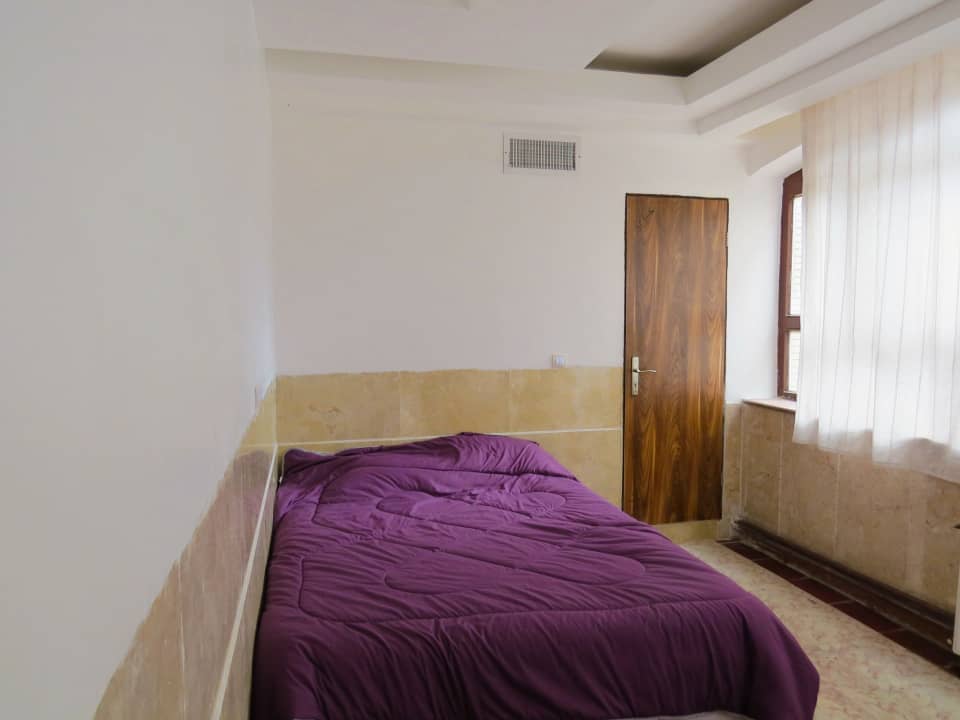 اجاره سوئیت آپارتمان در شهیدان ماهانی کرمان