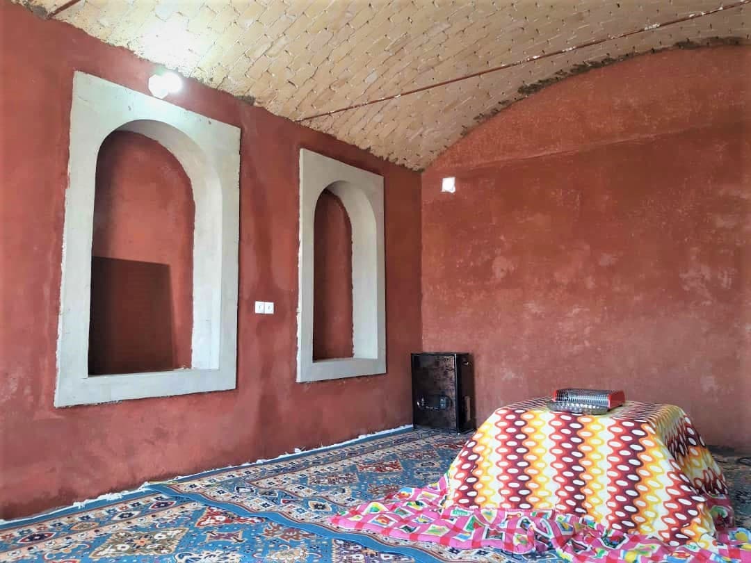 اجاره اقامتگاه کویری در مرنجاب آران و بیدگل-15 متری