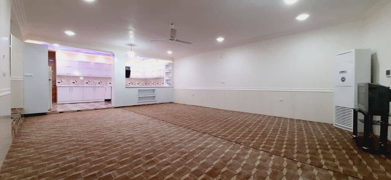 اجاره روزانه منزل ویلایی دوخوابه در پارک بنگسار سیراف-همکف150 متر