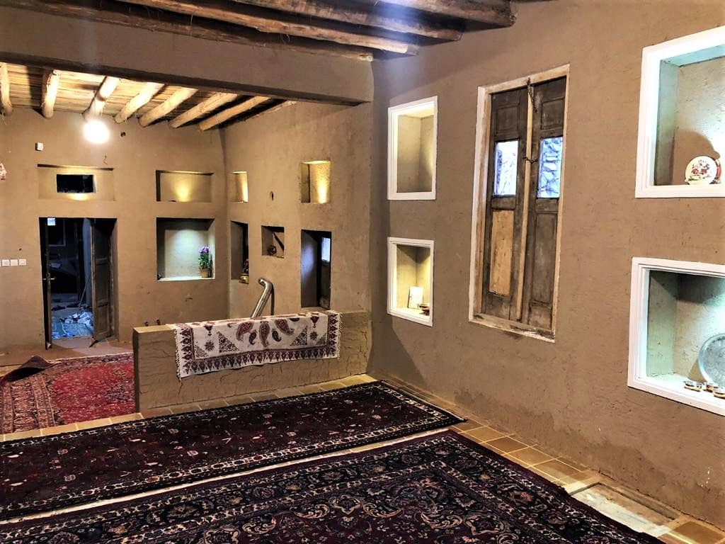 اجاره اتاق سنتی در طامه نطنز - عمورحمت