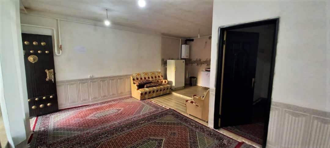 اجاره سوئیت باغ روستایی در خانقاه پاوه-یک خوابه همکف