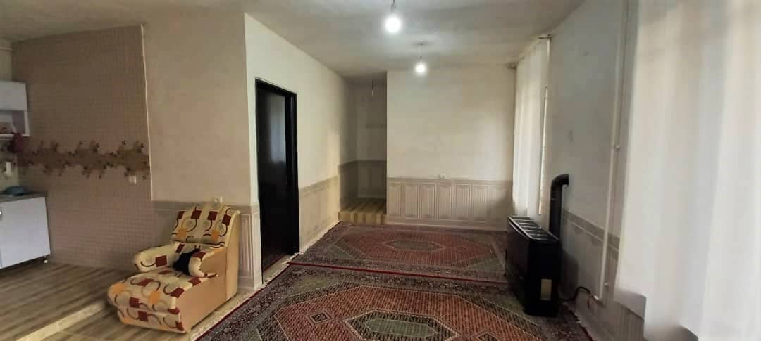 اجاره سوئیت باغ روستایی در خانقاه پاوه-یک خوابه همکف