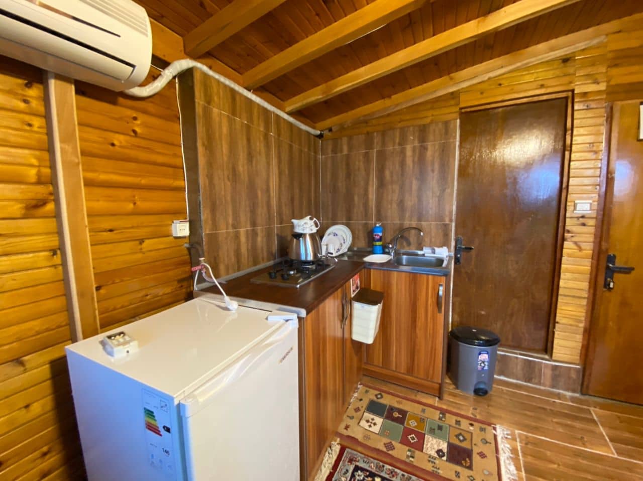 اجاره کلبه چوبی در اساس پل سفید - چوبی