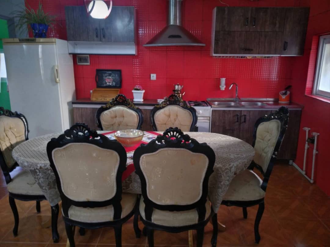 اجاره آپارتمان مبله دو خوابه 85 متری در امام رود چالوس