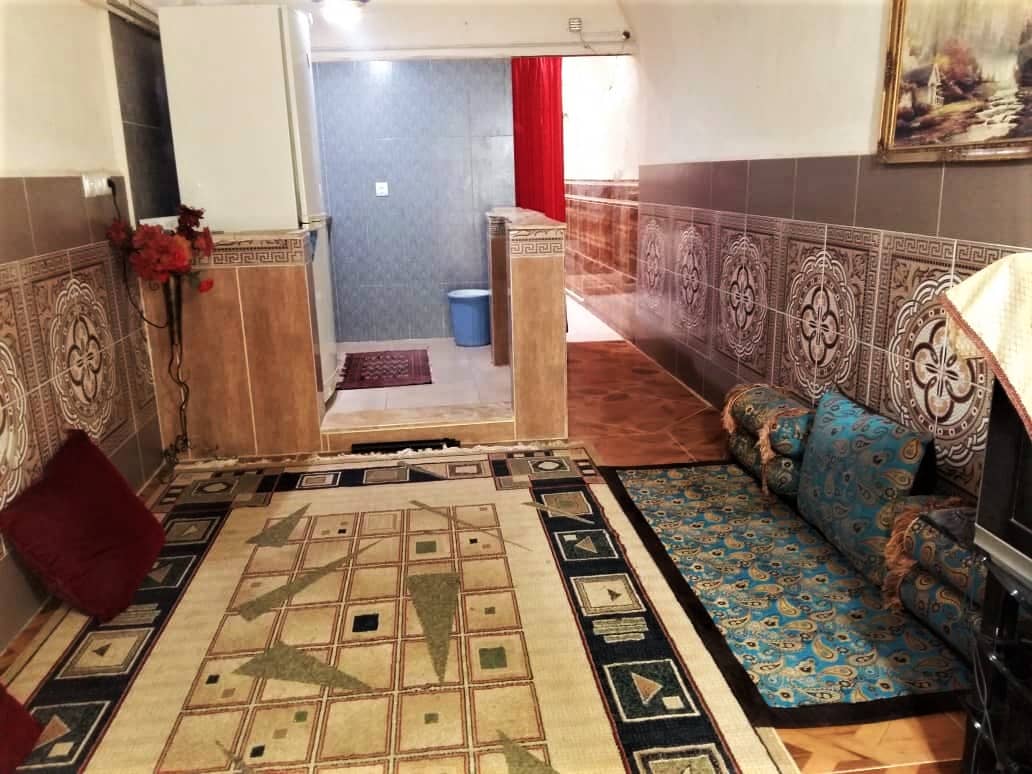 اجاره روزانه سوئیت سنتی در آب گرم محلات