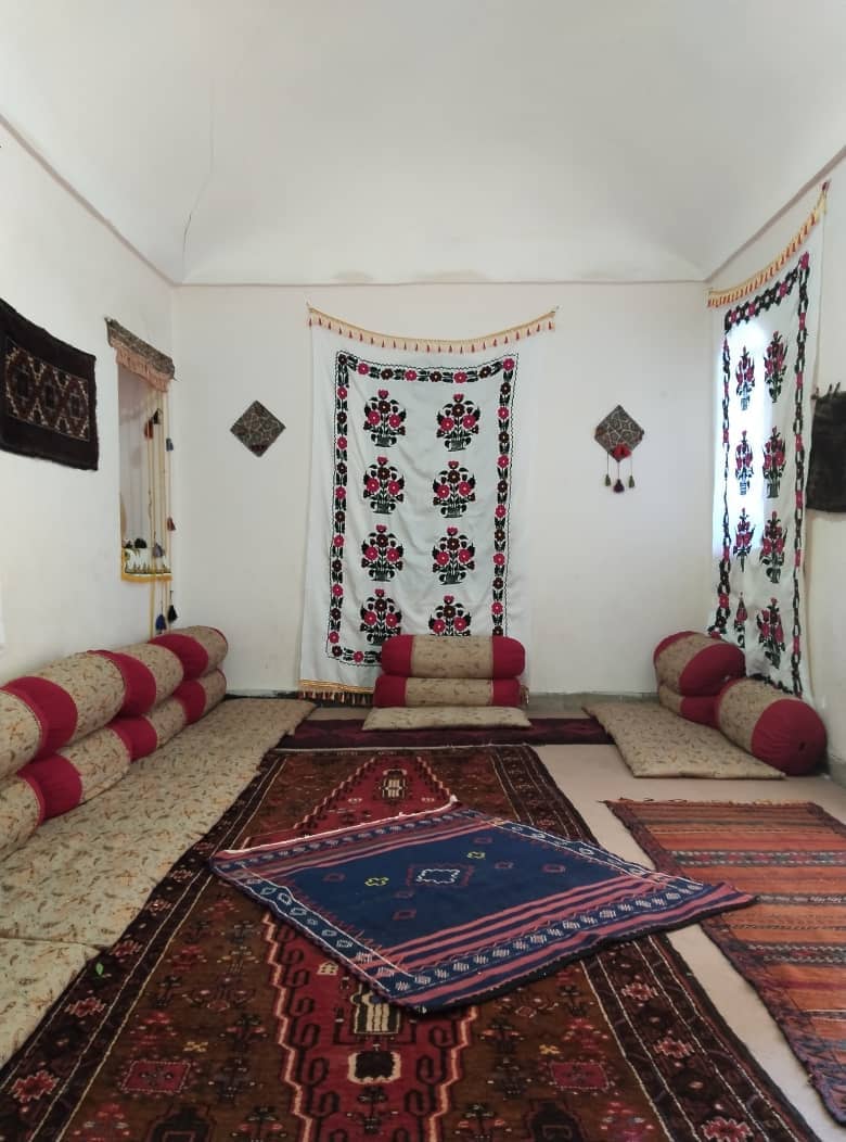 اجاره بومگردی سنتی در زهک - قلعه نو 1