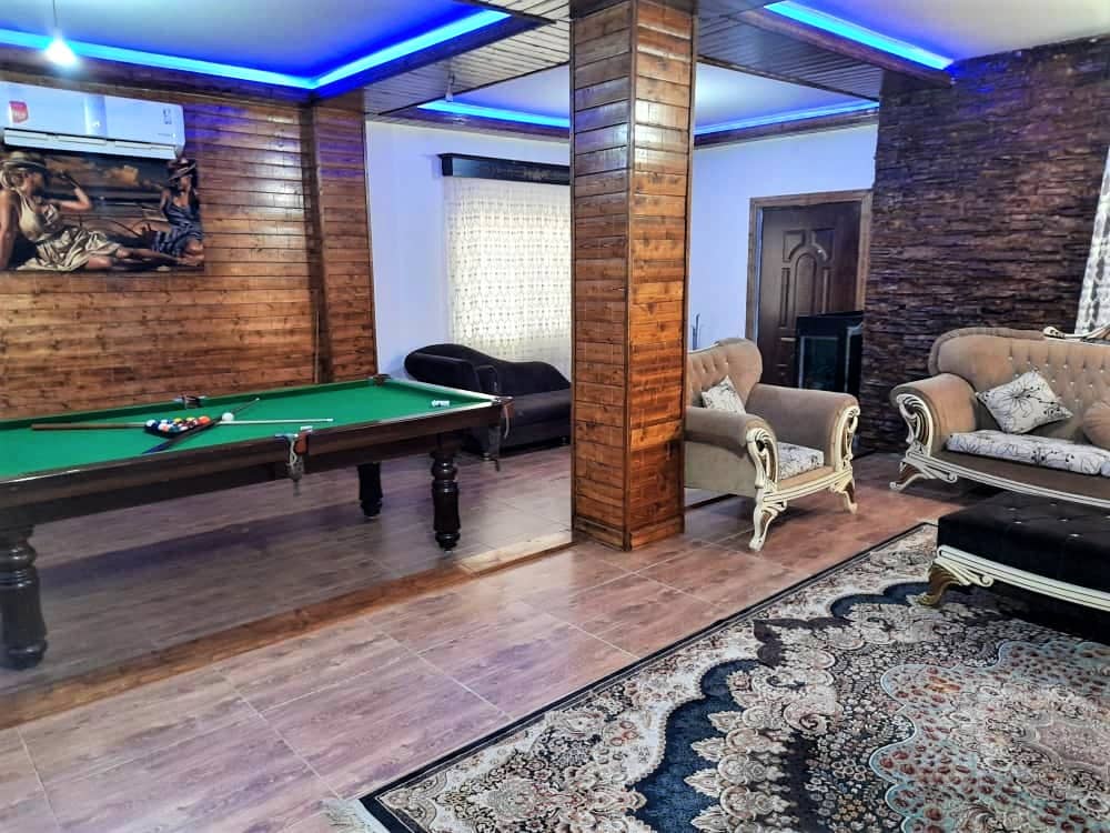 اجاره ویلا با استخر سرپوشیده دوخوابه همکف در اجاکسر بابلسر