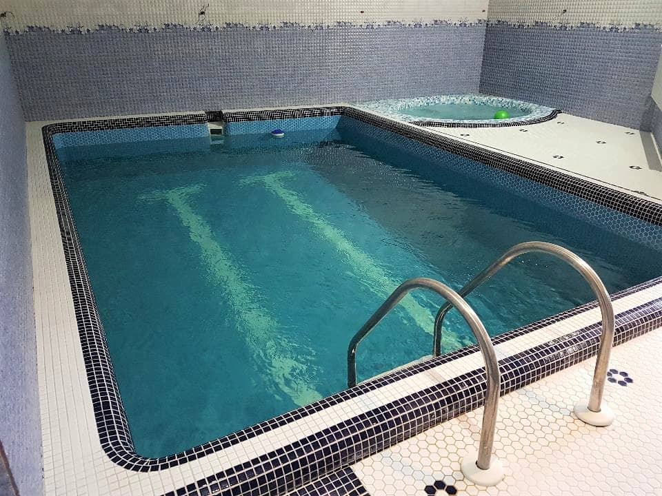 ویلا با استخرسرپوشیده و جکوزی دو خوابه درویش آباد سرخرود