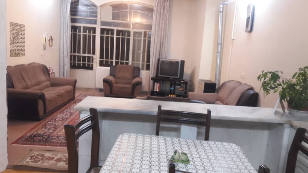 منزل مبله در رودکی اصفهان - آفتاب