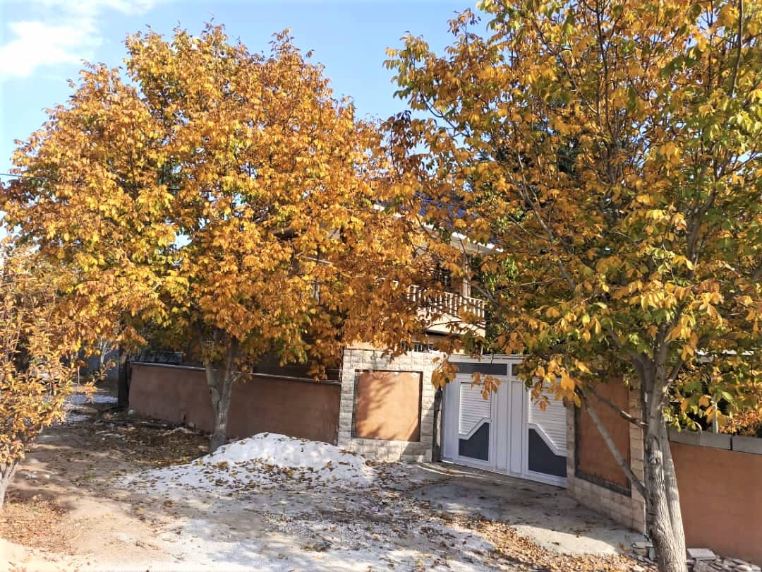 اجاره ویلا استخردار در کریم آباد هماشهر - سپیدان