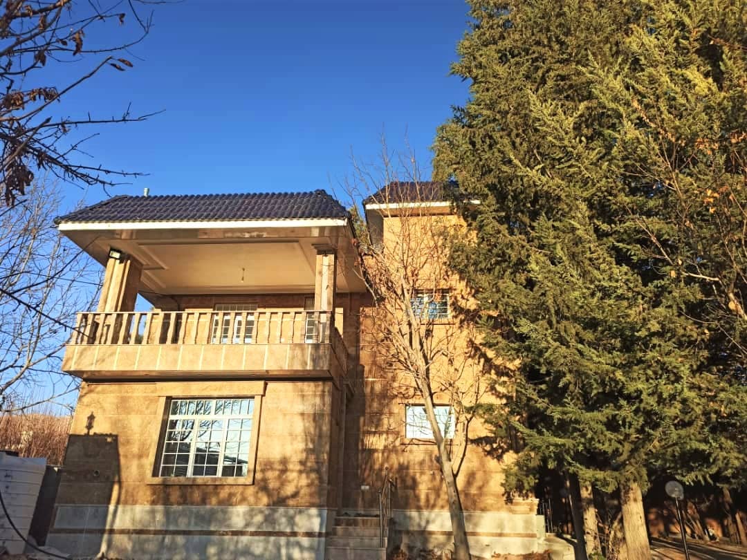 اجاره ویلا استخردار در کریم آباد هماشهر - سپیدان